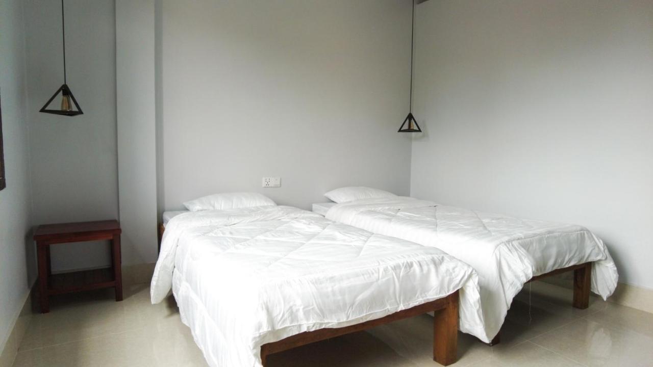 Hotel Pteas Kumae Siem Reap Zewnętrze zdjęcie