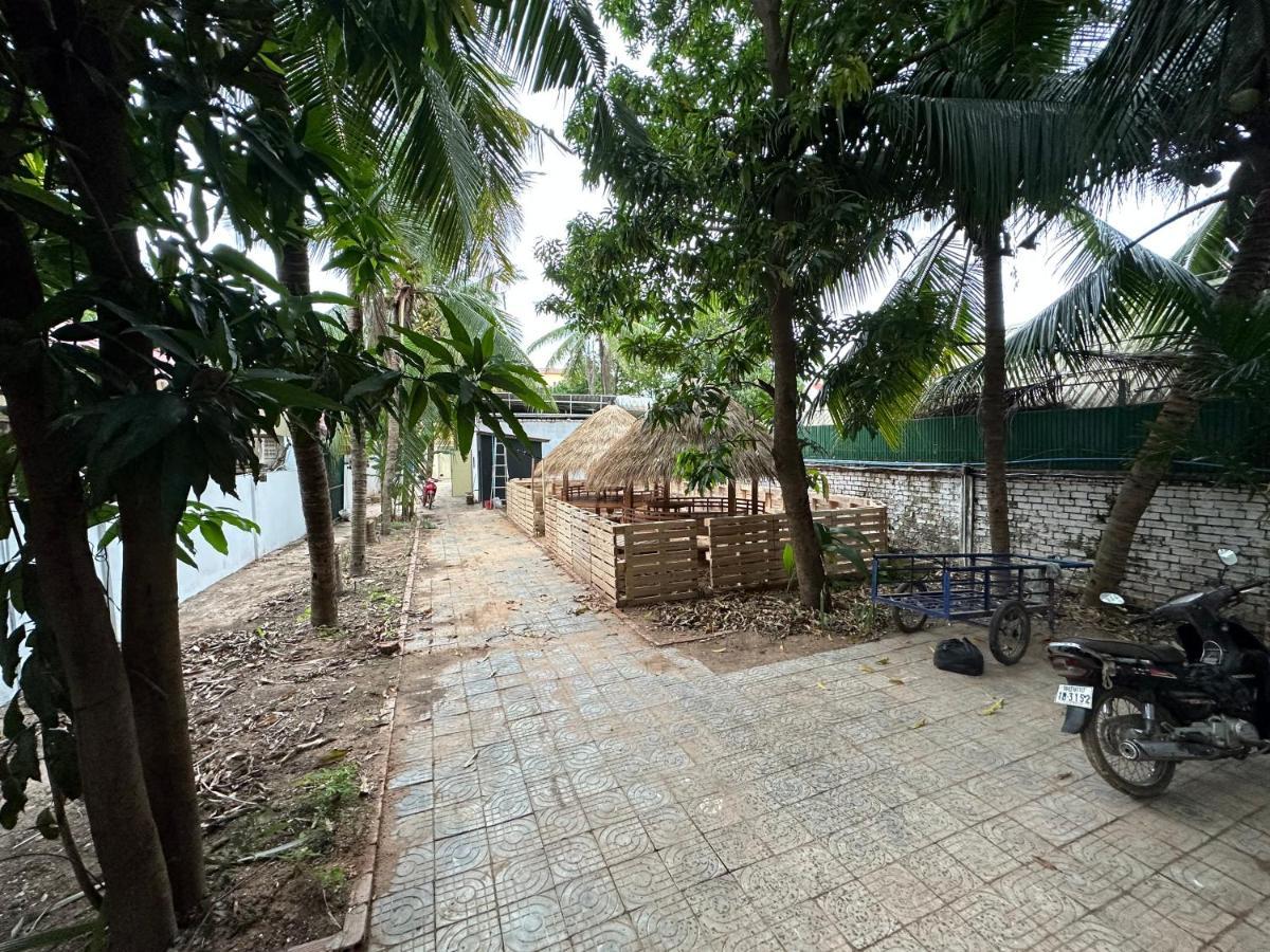 Hotel Pteas Kumae Siem Reap Zewnętrze zdjęcie