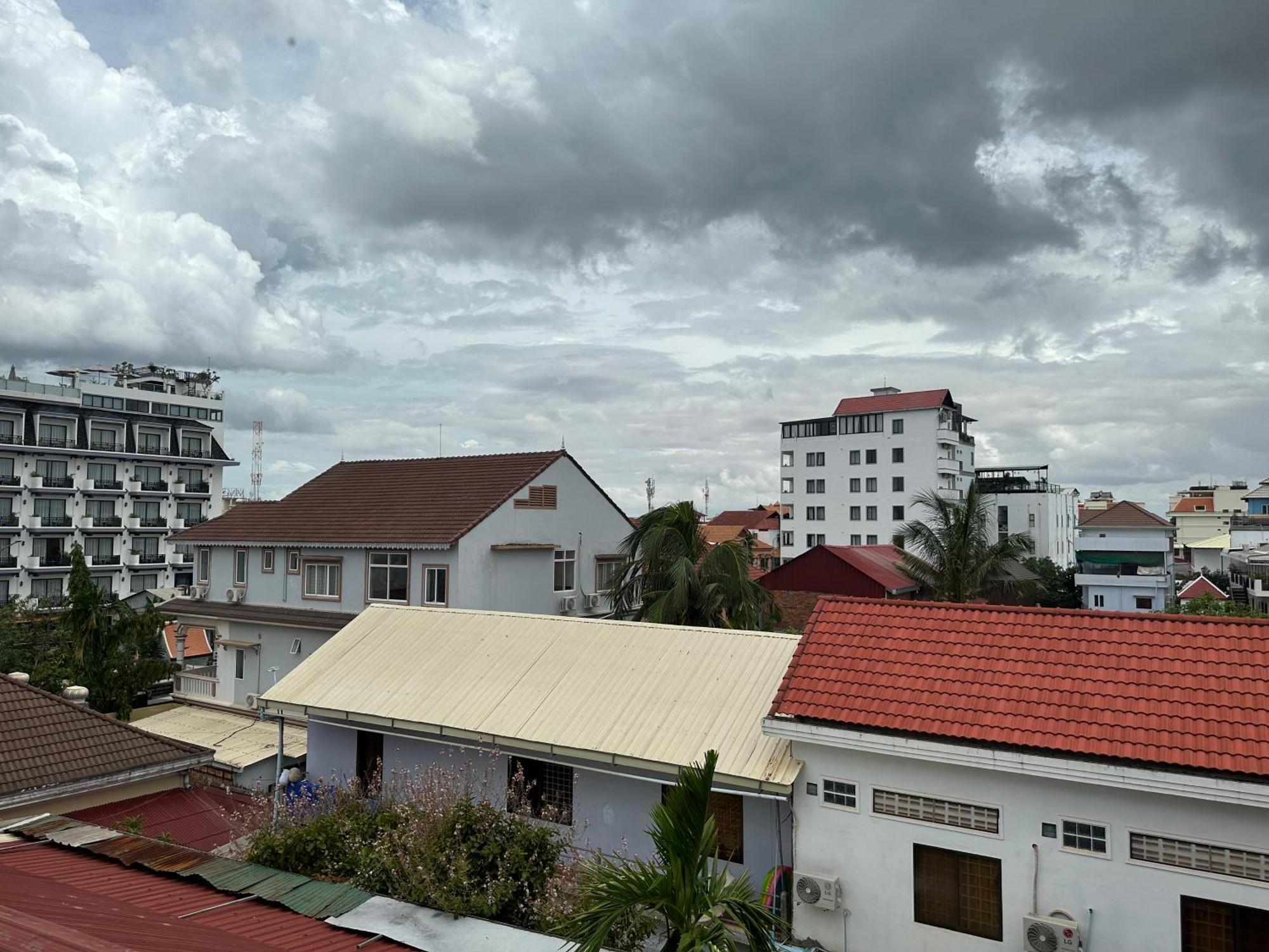 Hotel Pteas Kumae Siem Reap Zewnętrze zdjęcie